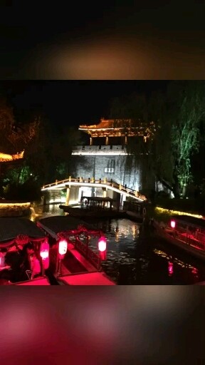 古城夜景！