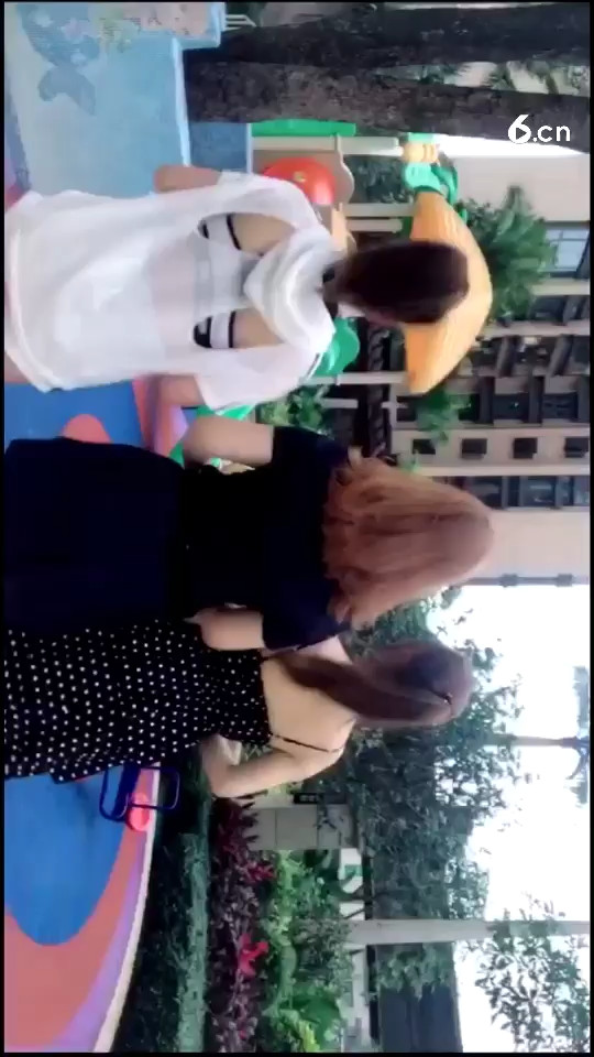 只有我最摇摆，小裙子摇起来～新
