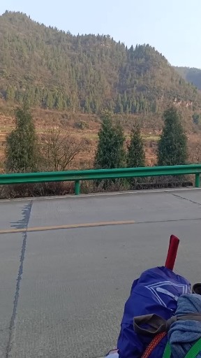 美丽的大山风景真好空气好