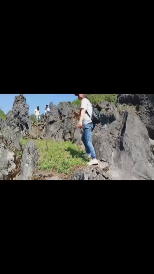 小江石林实景直播