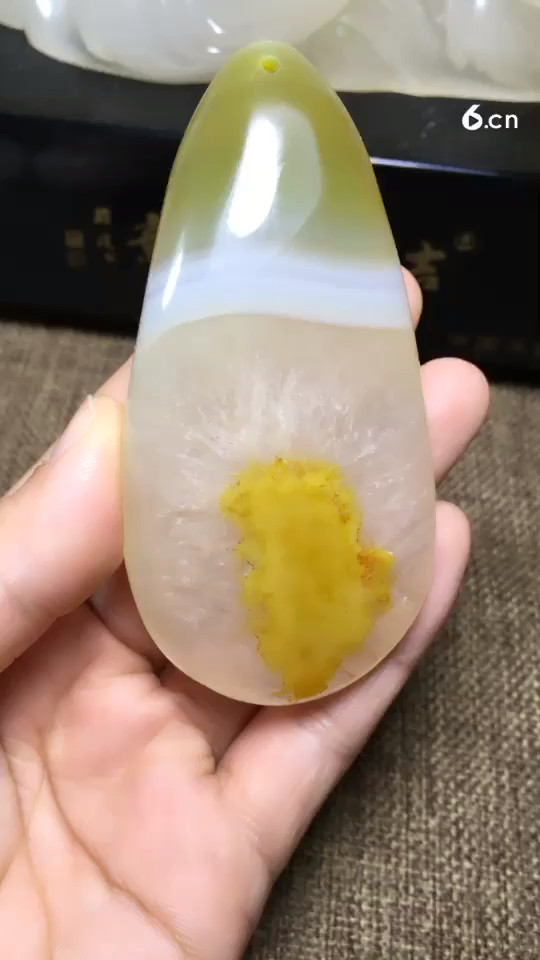 玛瑙水晶洞😍！难得一见