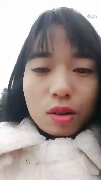 哈哈哈！奶嘴猪雪人😃😃