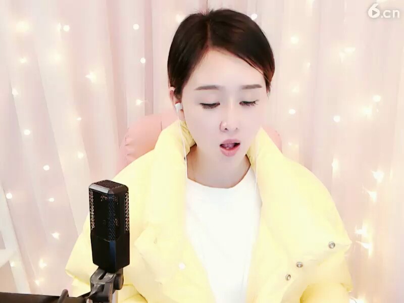 主播播放歌曲：凉凉