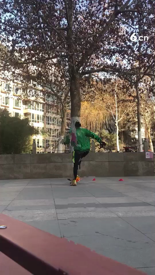 First touch！