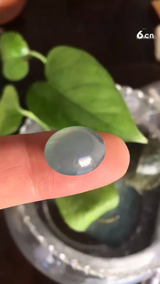 糯冰种，带蓝底，是你意想不到，