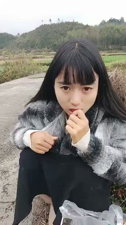 😂