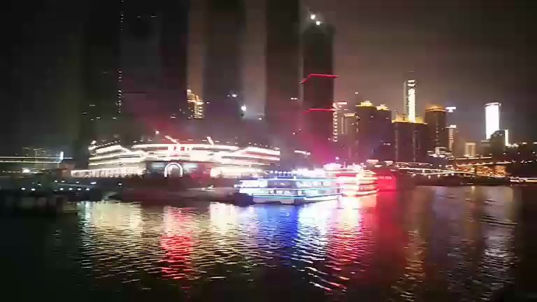 重庆朝天门，嘉陵江夜景