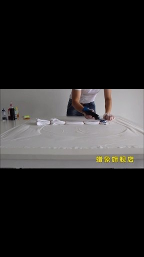 扎染手法的不同，出来的效果也不