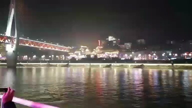 重庆夜景，嘉陵江边