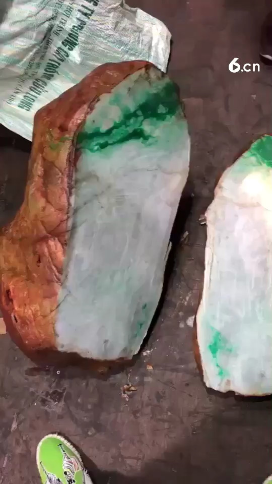暴涨六间房58881