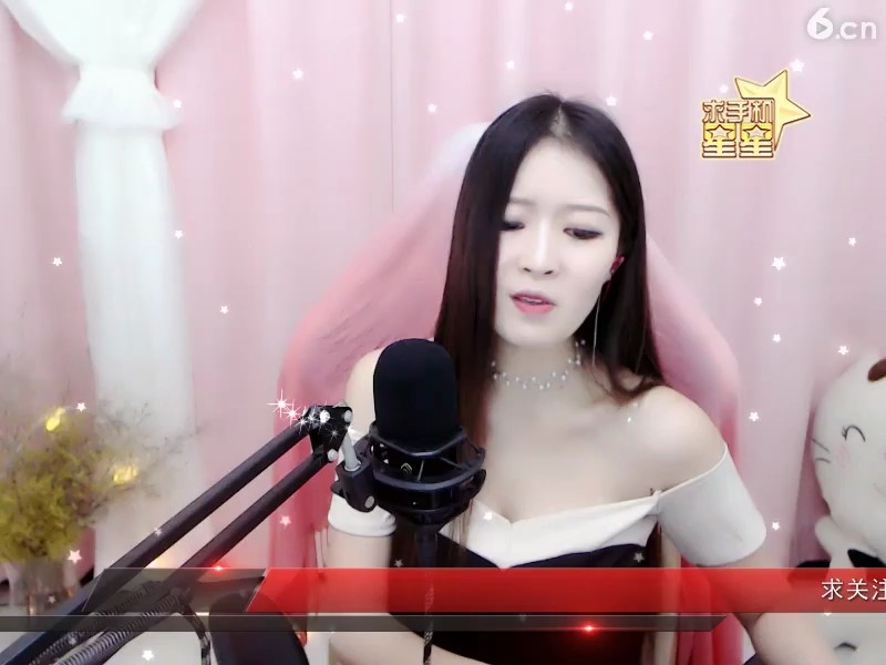 美女主播佳佳