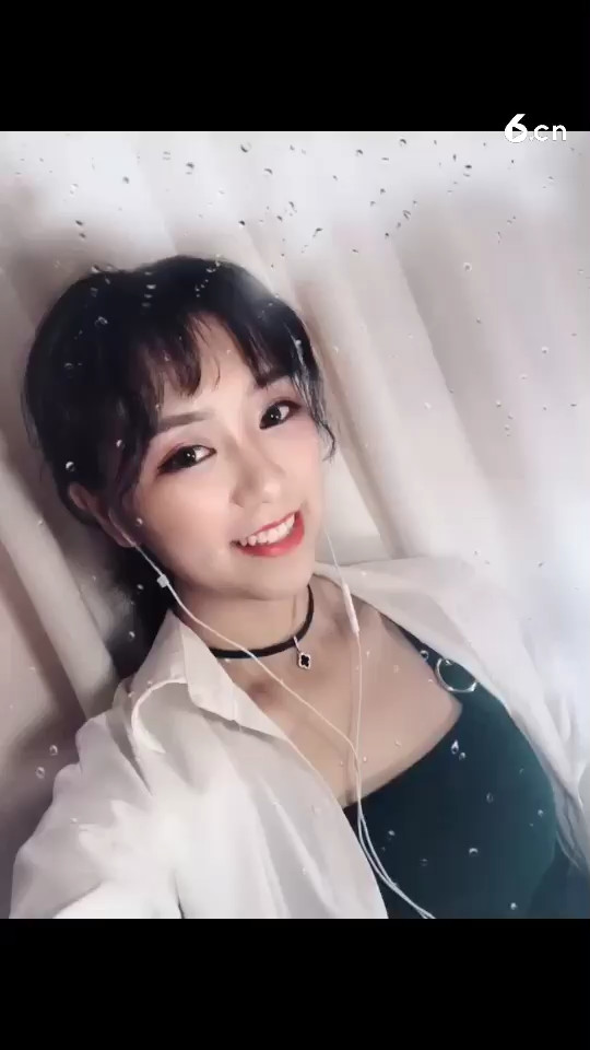 我就是爱笑咋啦咋啦