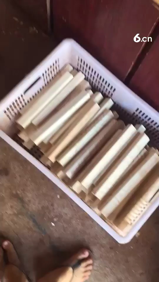 加工金丝楠镇尺