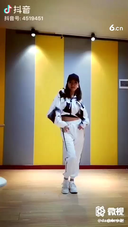 舞蹈达人 巧巧已上线～