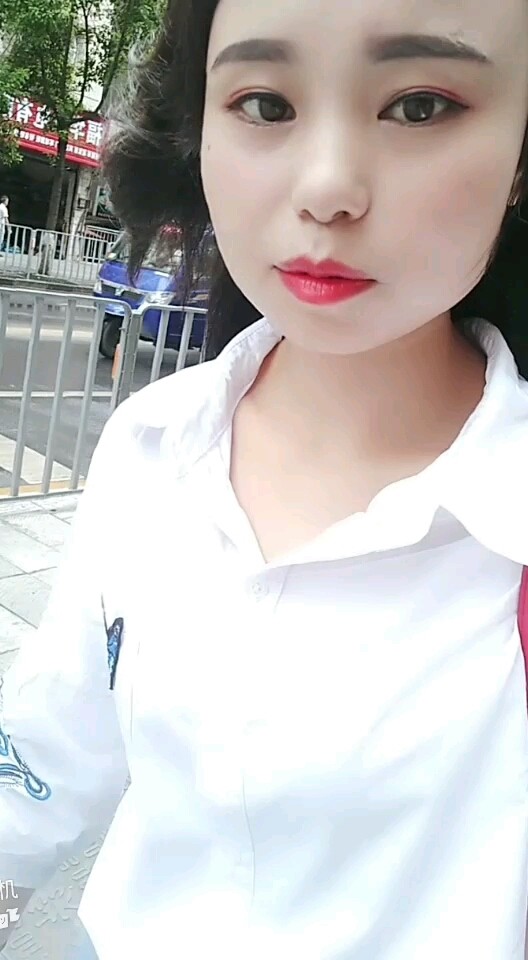 我撞了南墙才会回头吧！