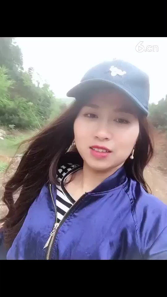 被吹傻了