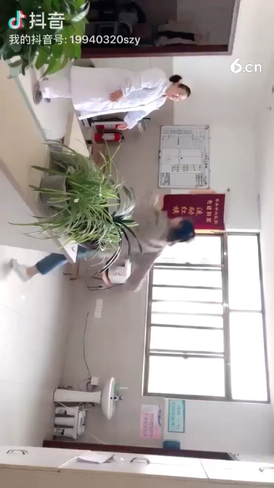 护士长，你说你想干嘛