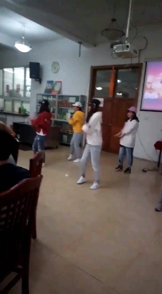 联欢晚会