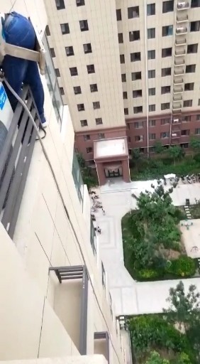 小小吊板 高空作业 特殊户型