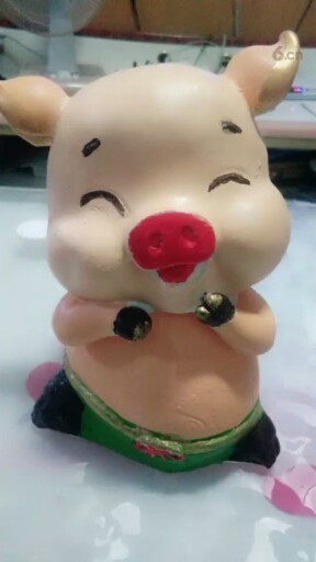 猪猪就是开心😍