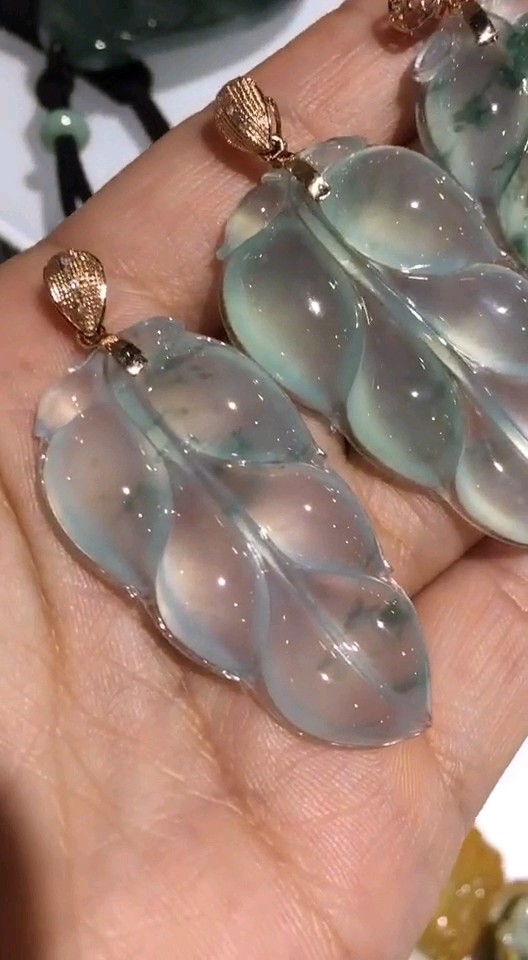 冰飘花金枝玉叶