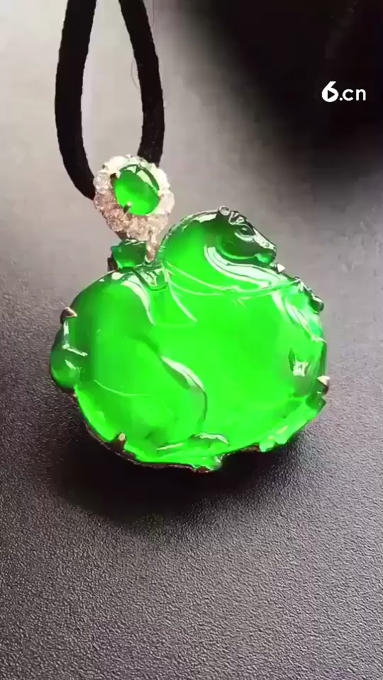 中缅边境翡翠直播中