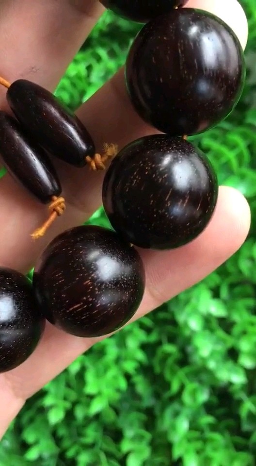 小叶紫檀2.0金星手链珍藏