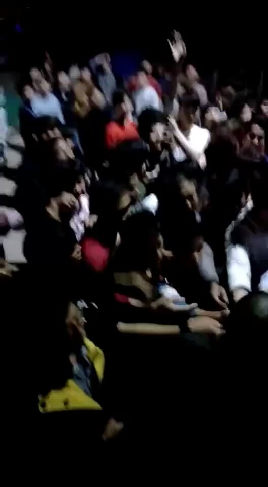 吴川博厚村几百人去群主家要红包