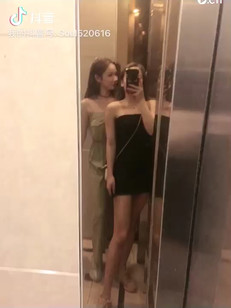 有肌肉的小姐姐