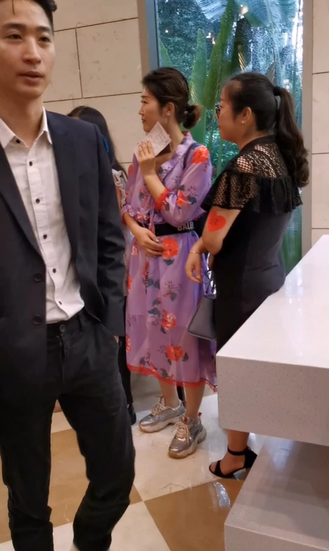 小哥哥第一次去相亲~非常用心~