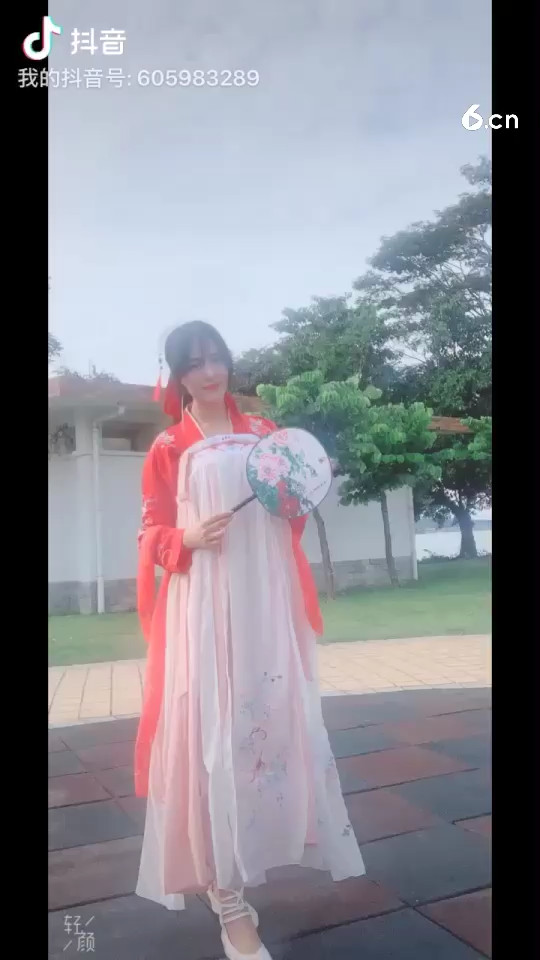 ：）