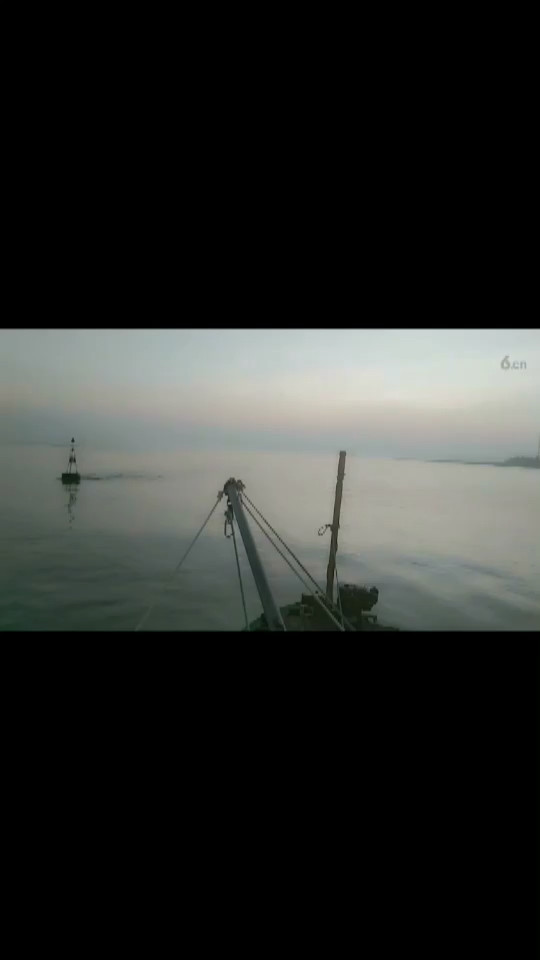 岀海