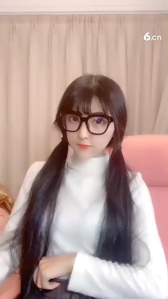 倒立我可是认真的 - 99小青狐 - 六间房秀场