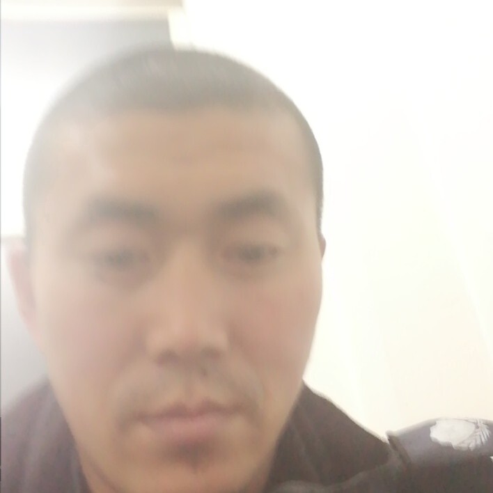 李玉龙u海报