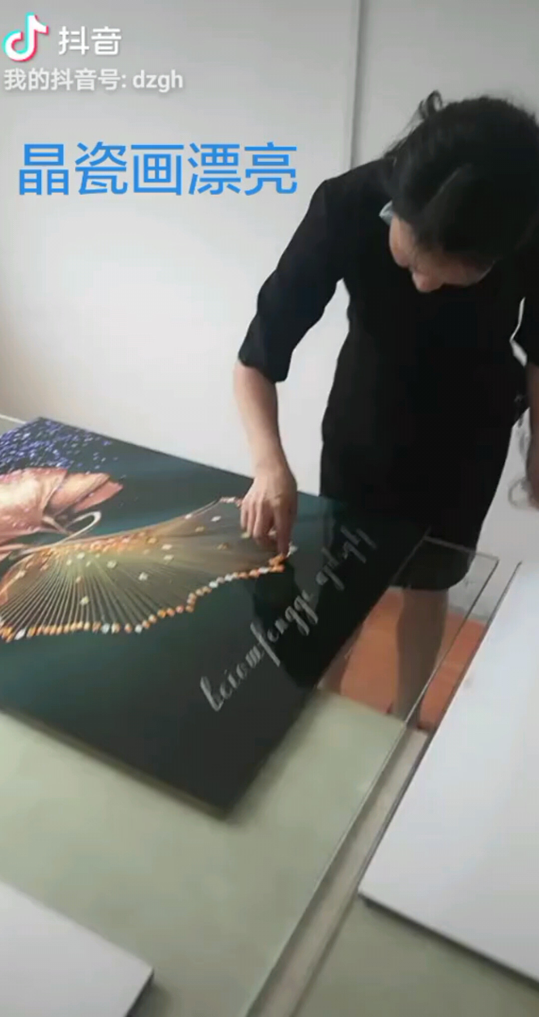 收徒做晶瓷画，关注主播私聊