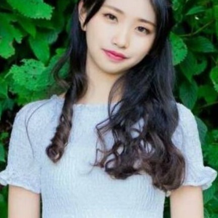 沉默睡美阳……海报