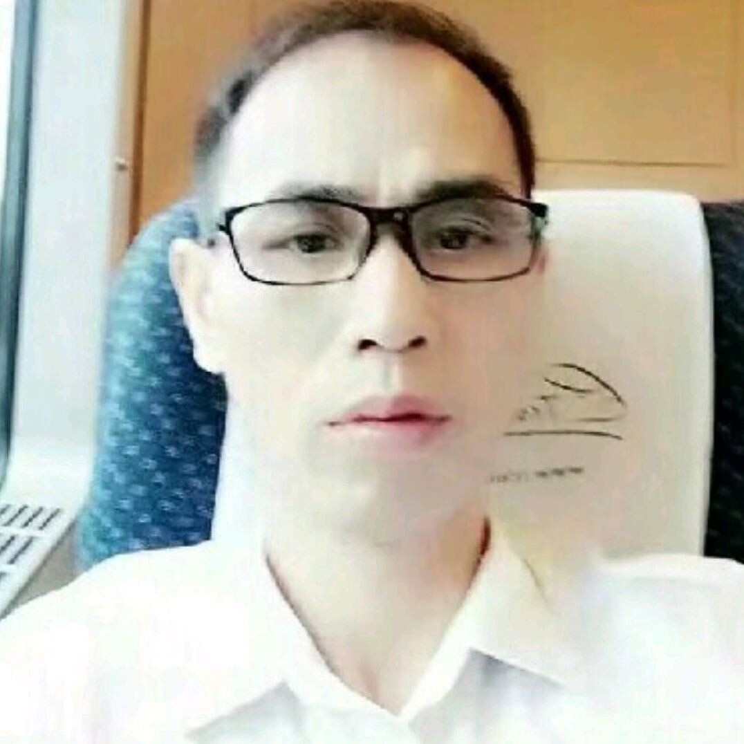 中航贸易海报