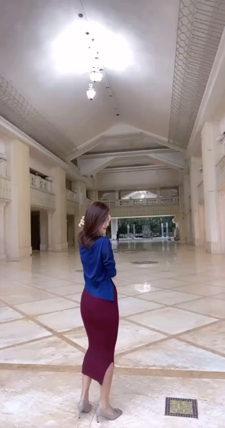 能够使我漂浮于人生的泥沼中而不