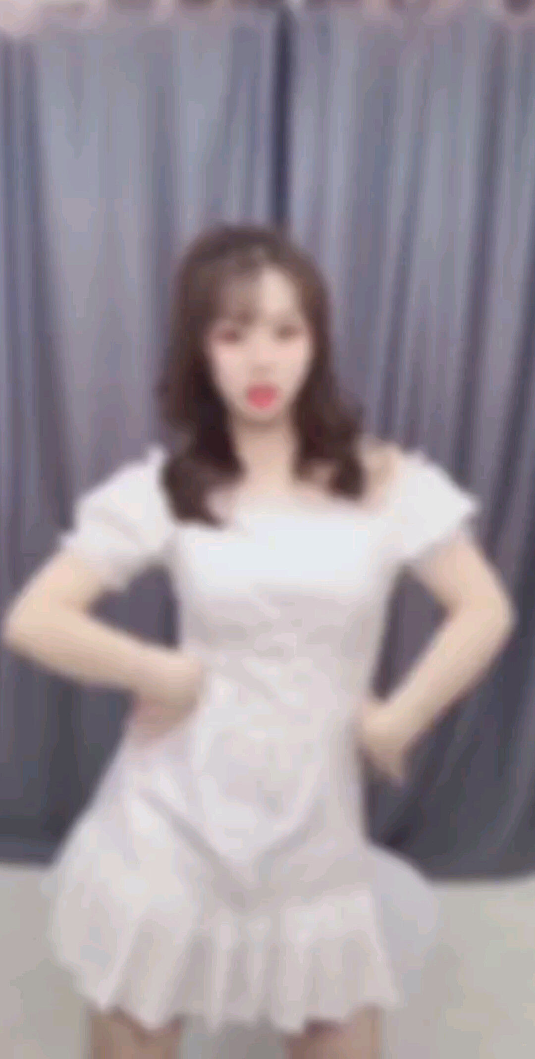 落日无边江不尽，此身此日更须忙