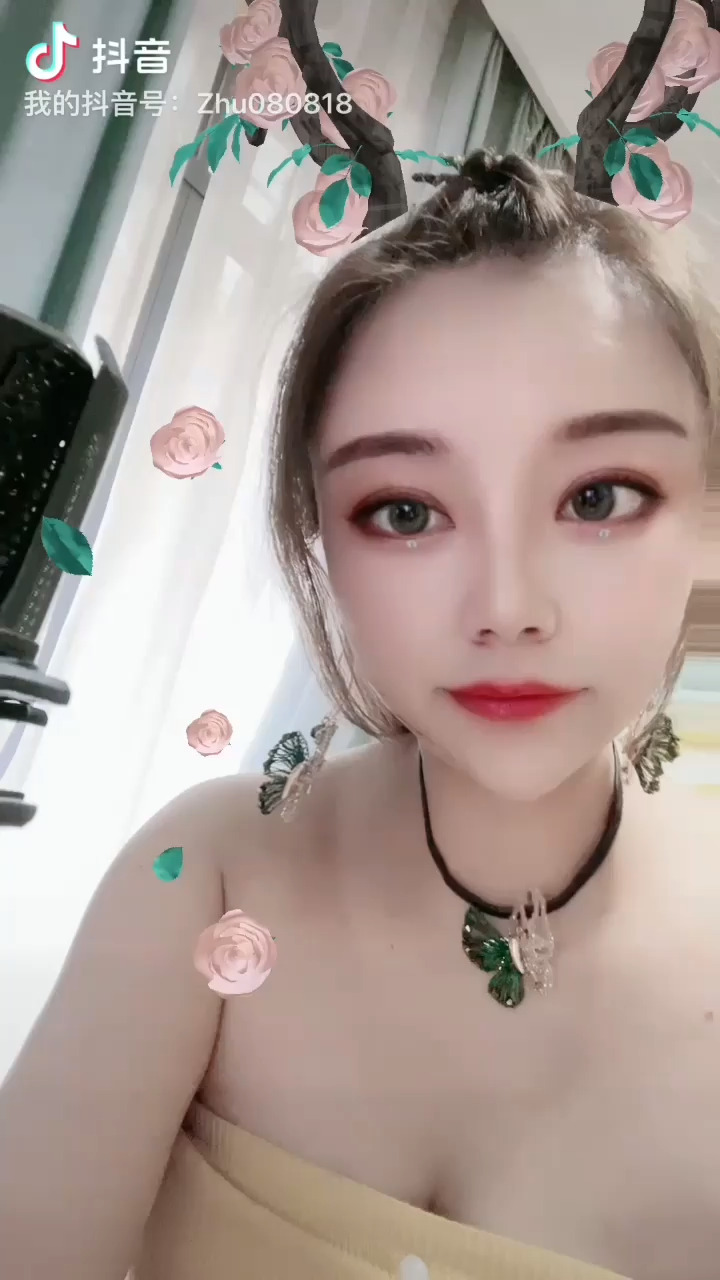 这个特效跟我项链耳环很配吧😄