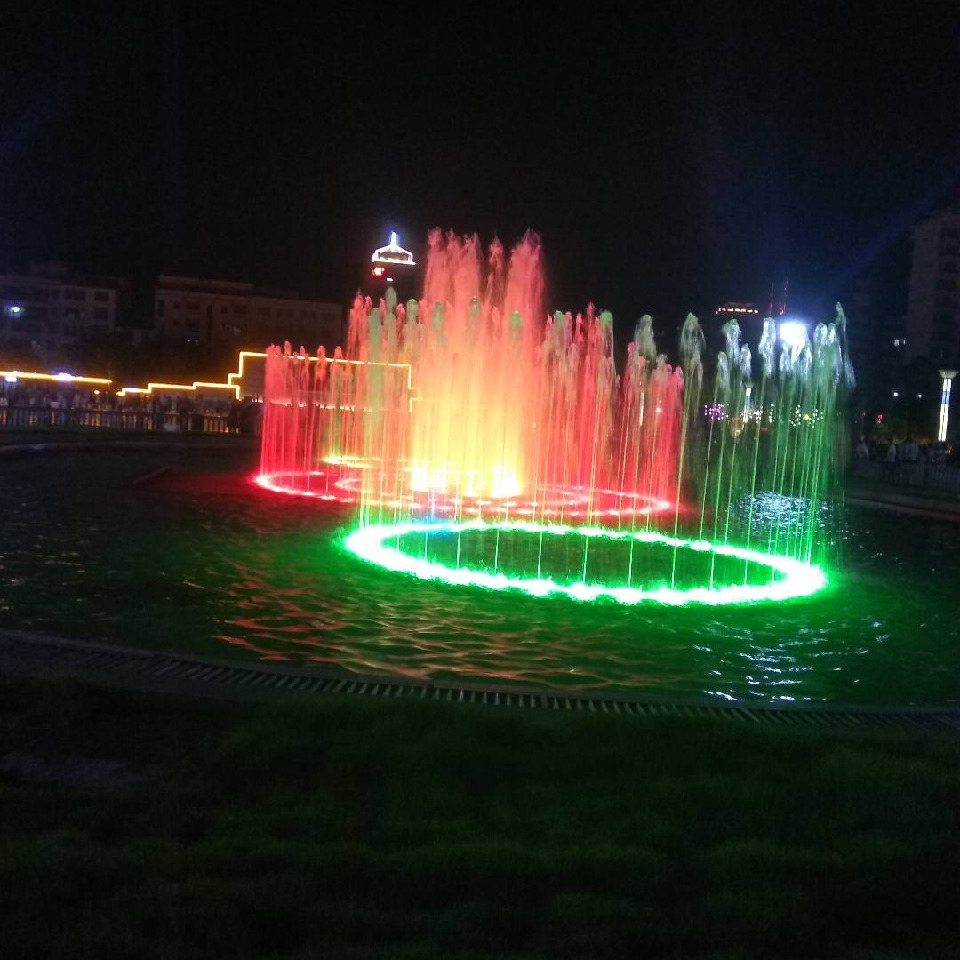 周身空海报