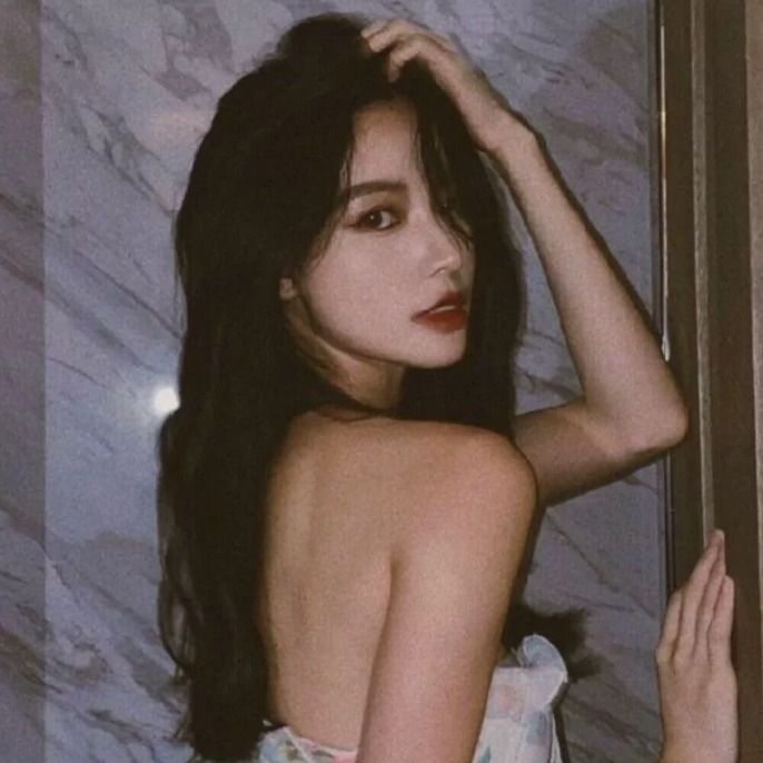 橘橘子🦄海报
