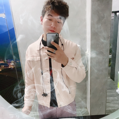 小阿晨$海报