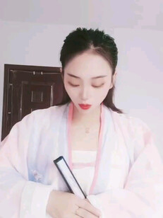 汉服小姐姐…