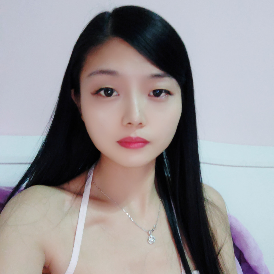 潮湿的桃花1海报