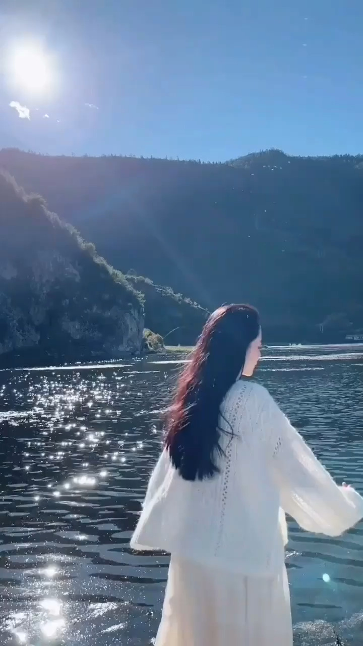 给，我有糖你要吃嘛