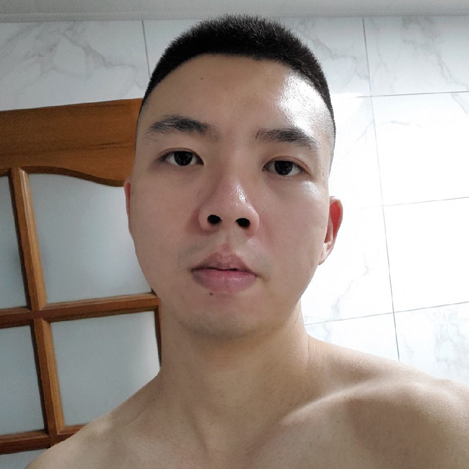 无敌的大表哥海报