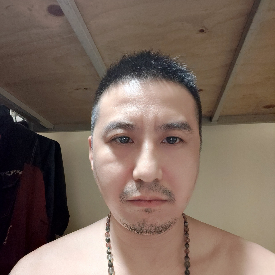 军仔天地传媒有限公司海报