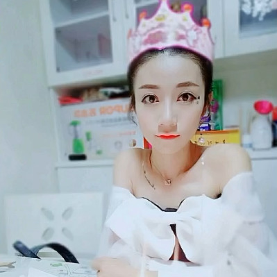 黄梓琳🐭愛你海报