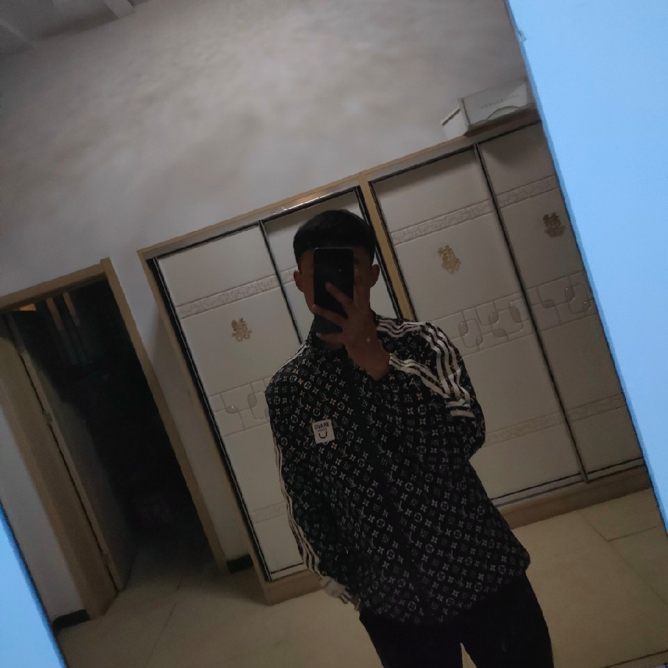 来自托尔斯港的桶水母海报
